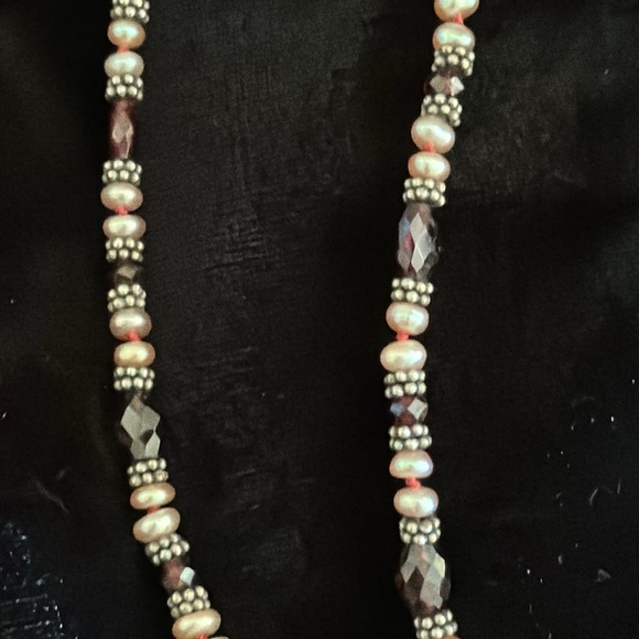 Beaded necklace dark ruby - Picture 2 of 4